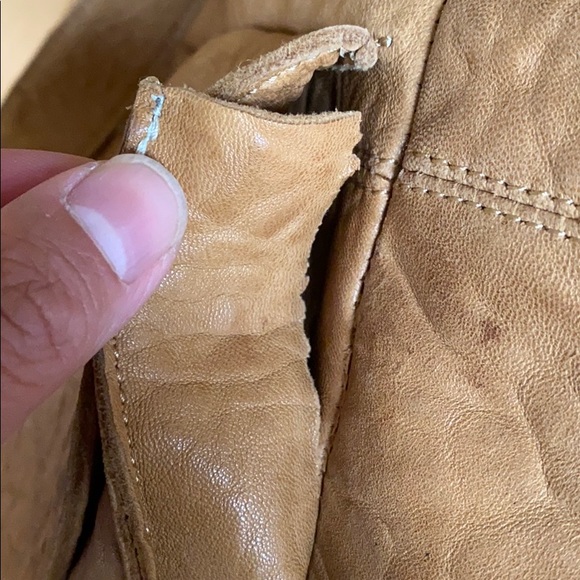 Cynthia Vincent Chanel soft leather tote bag purse - Picture 3 of 10